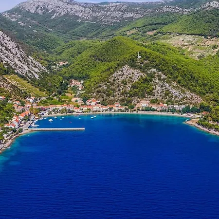 In With Sea View, Balcony, Air Conditioning, Wi-fi Appartamento