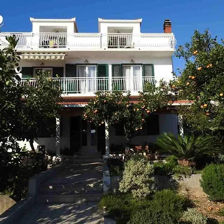 Appartamento In With Sea View, Balcony, Air Conditioning, Wi-fi